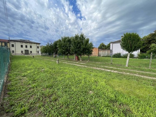 casa indipendente in vendita a Cerea in zona Palesella