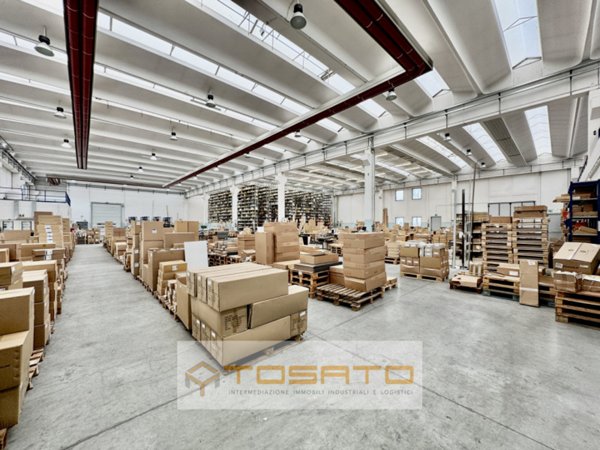 locale di sgombero in vendita a Cerea in zona Asparetto