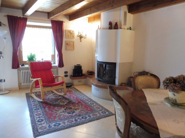 casa semindipendente in vendita a Cerro Veronese