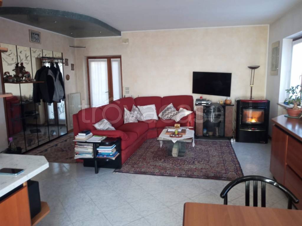 appartamento in vendita a Cerro Veronese