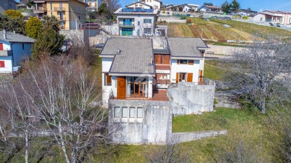 casa indipendente in vendita a Cerro Veronese