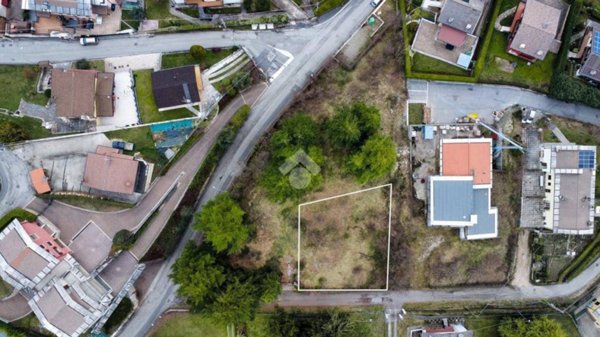 casa indipendente in vendita a Cerro Veronese