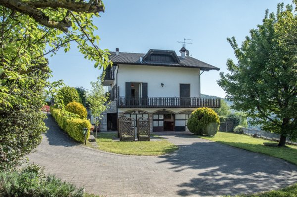 casa indipendente in vendita a Cerro Veronese
