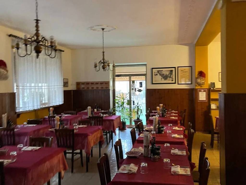 negozio in vendita a Cerro Veronese