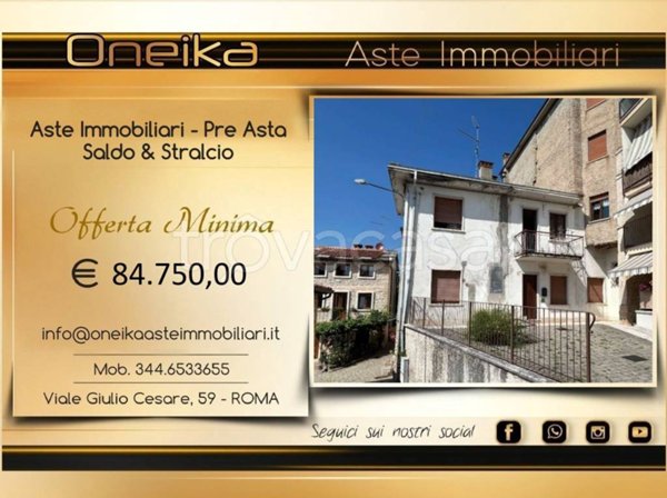 casa indipendente in vendita a Cerro Veronese