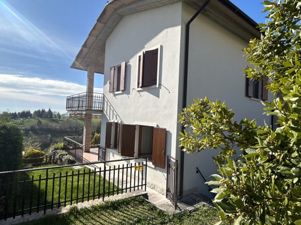 appartamento in vendita a Cerro Veronese