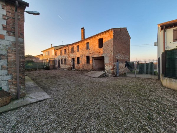 casa indipendente in vendita a Cologna Veneta in zona Baldaria