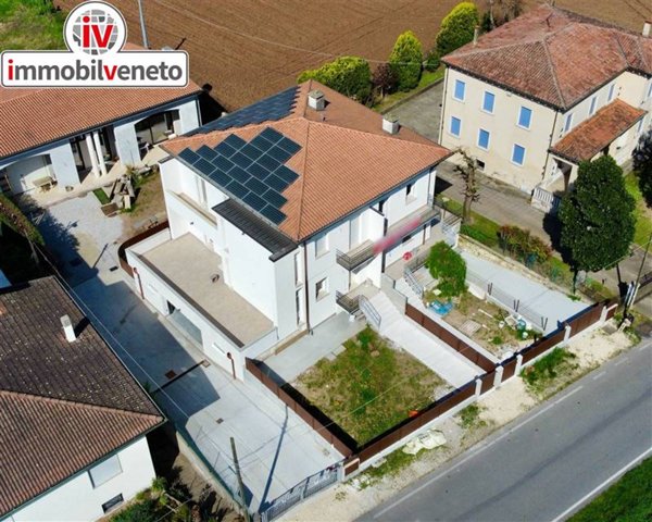 casa indipendente in vendita a Cologna Veneta in zona Baldaria