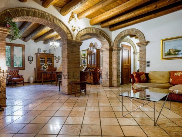 casa indipendente in vendita a Cologna Veneta