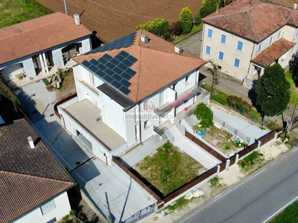 casa indipendente in vendita a Cologna Veneta in zona Baldaria