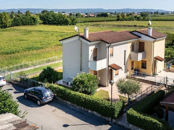 casa indipendente in vendita a Cologna Veneta