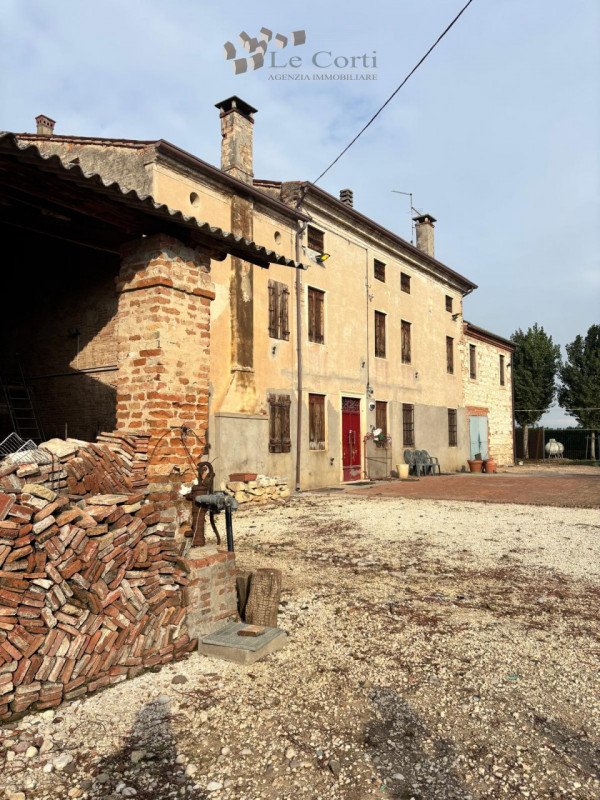 casa indipendente in vendita a Cologna Veneta in zona San Sebastiano