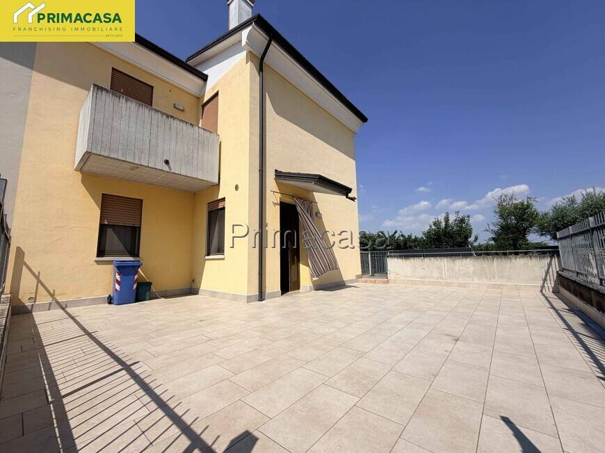 casa indipendente in vendita a Cologna Veneta in zona Baldaria