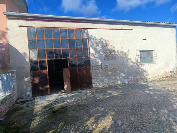 locale di sgombero in vendita a Cologna Veneta in zona Sabbion