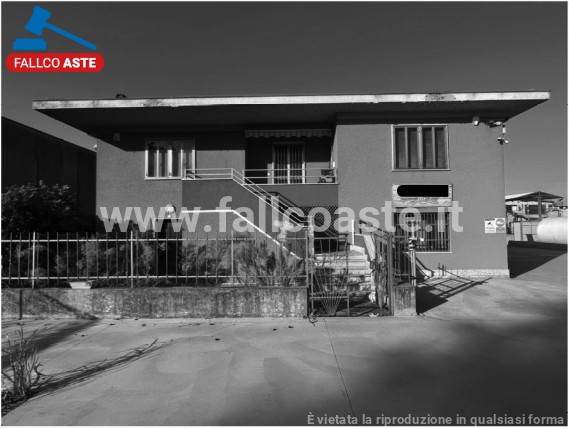 locale commerciale in vendita a Cologna Veneta in zona Sabbion
