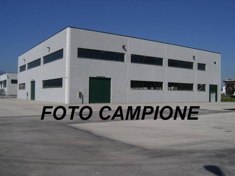 locale commerciale in vendita a Cologna Veneta
