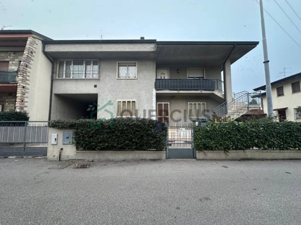 casa indipendente in vendita a Colognola ai Colli