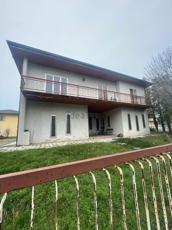 casa indipendente in vendita a Colognola ai Colli