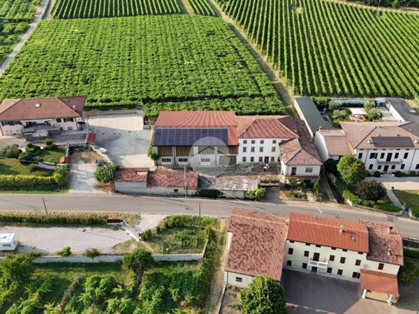 casa indipendente in vendita a Colognola ai Colli