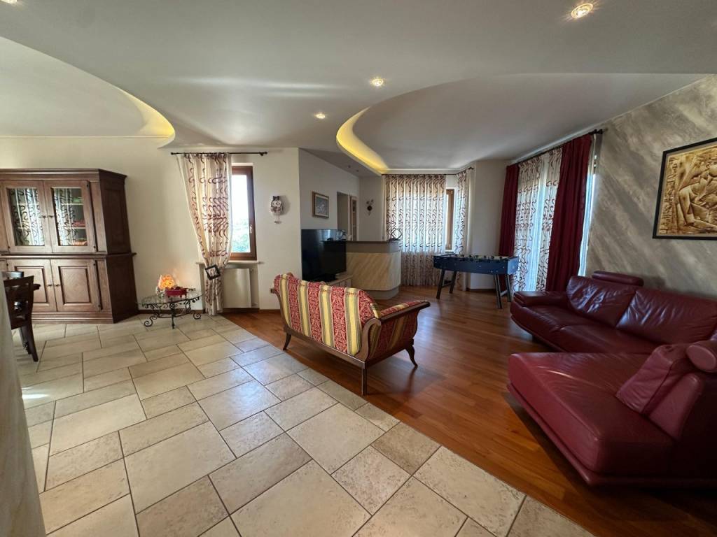 casa indipendente in vendita a Colognola ai Colli