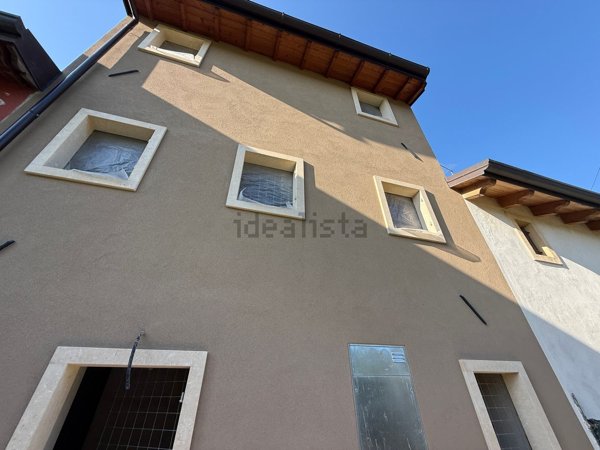 casa indipendente in vendita a Colognola ai Colli