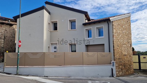 casa semindipendente in vendita a Colognola ai Colli