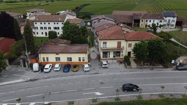 negozio in vendita a Colognola ai Colli