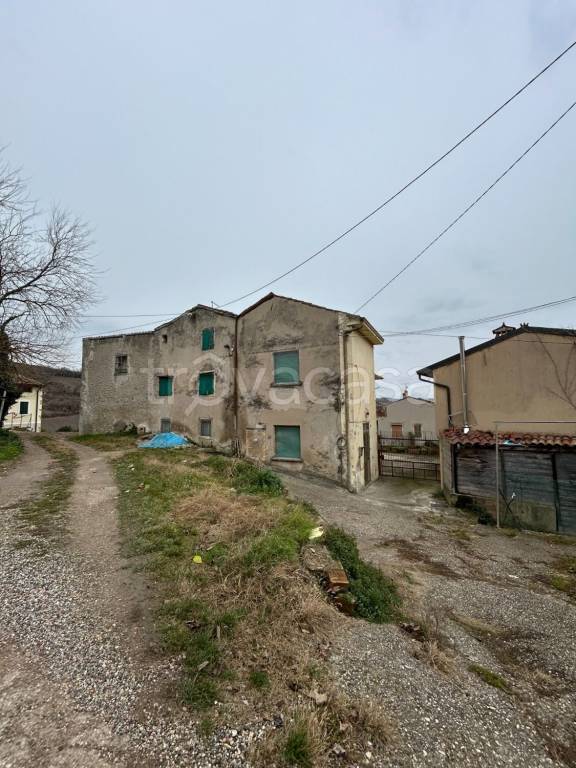 casa indipendente in vendita a Colognola ai Colli