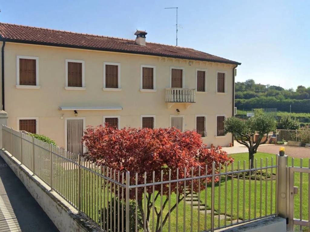 casa indipendente in vendita a Colognola ai Colli