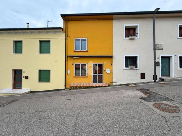 casa indipendente in vendita a Colognola ai Colli in zona San Vittore