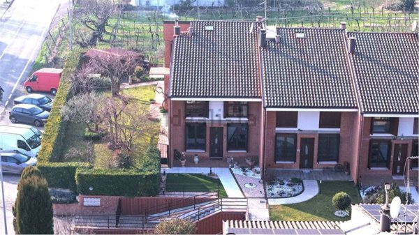 casa indipendente in vendita a Colognola ai Colli