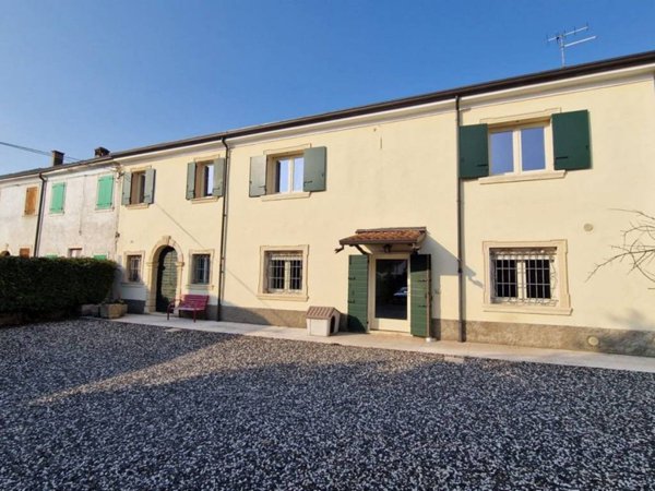 casa indipendente in vendita a Colognola ai Colli in zona Pieve
