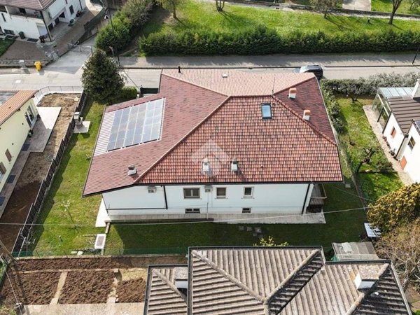 casa indipendente in vendita a Colognola ai Colli in zona Pieve