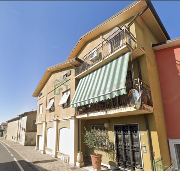 casa indipendente in vendita a Colognola ai Colli in zona San Zeno