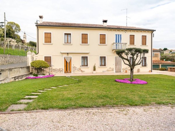casa indipendente in vendita a Colognola ai Colli