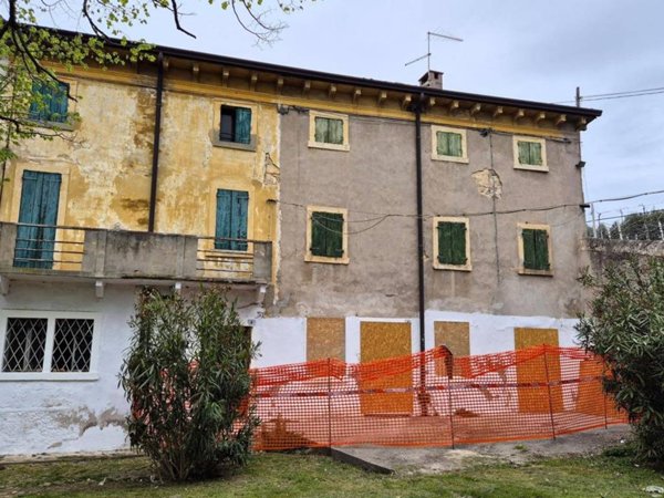 casa indipendente in vendita a Colognola ai Colli