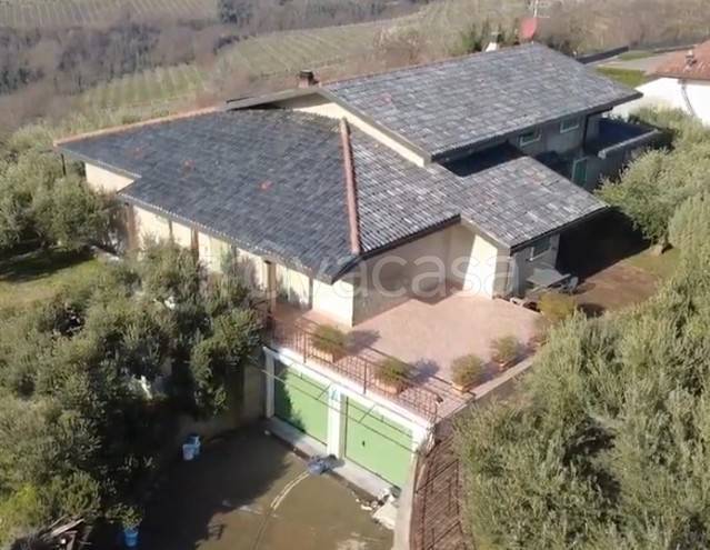 casa indipendente in vendita a Colognola ai Colli