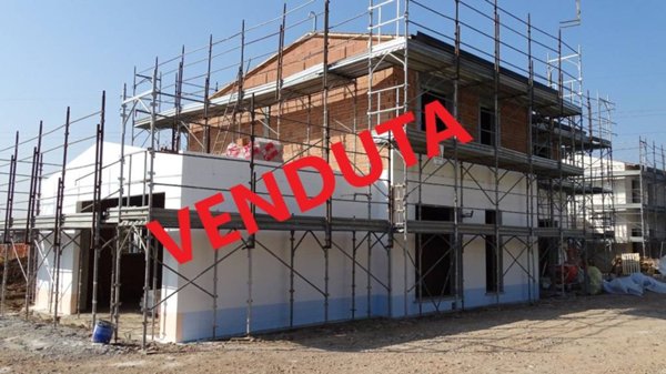 casa indipendente in vendita a Colognola ai Colli in zona Pieve