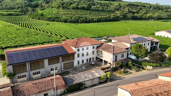 casa indipendente in vendita a Colognola ai Colli in zona San Zeno