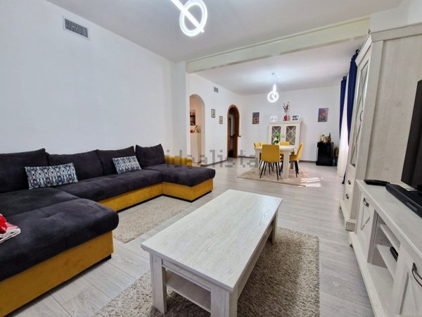 casa indipendente in vendita a Concamarise