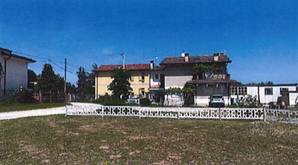 intera palazzina in vendita a Concamarise