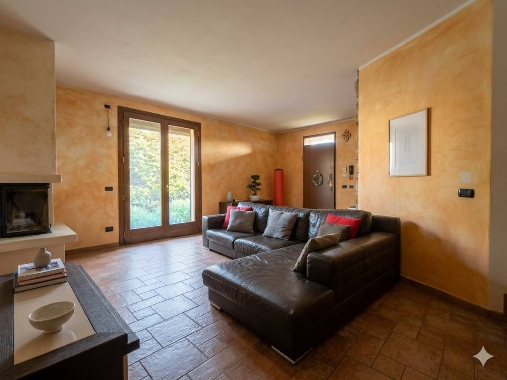 casa indipendente in vendita a Concamarise