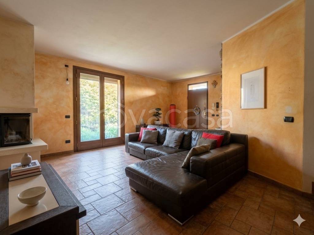 casa indipendente in vendita a Concamarise