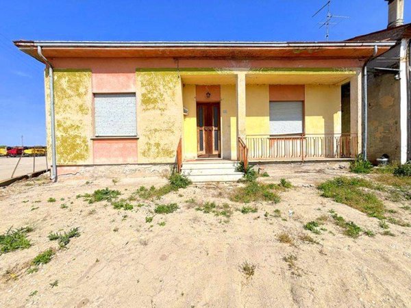 casa indipendente in vendita a Concamarise