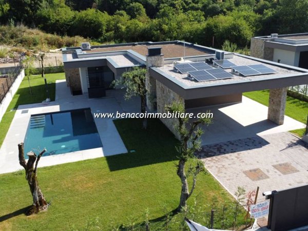casa indipendente in vendita a Costermano sul Garda in zona Marciaga