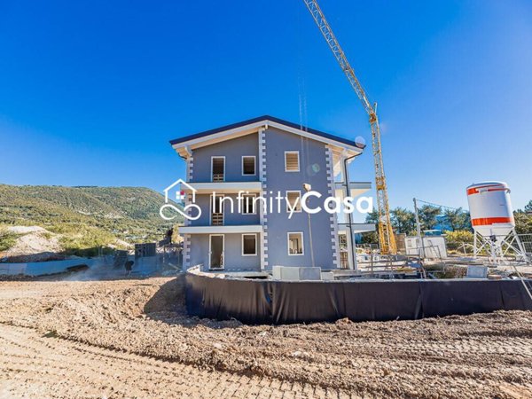 appartamento in vendita a Costermano sul Garda