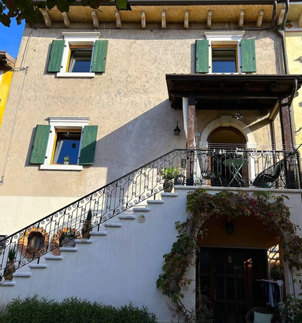 casa indipendente in vendita a Costermano sul Garda