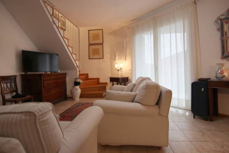 appartamento in vendita a Costermano sul Garda in zona Marciaga