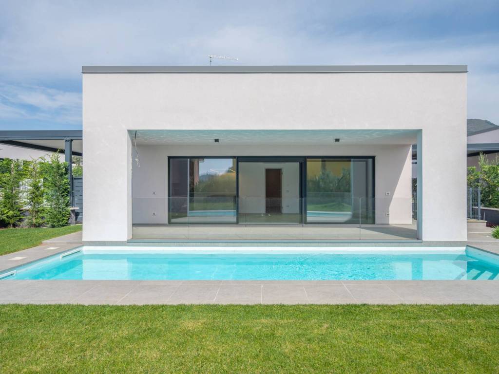 casa indipendente in vendita a Costermano sul Garda