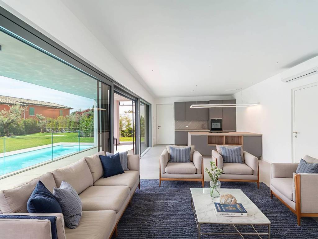 casa indipendente in vendita a Costermano sul Garda